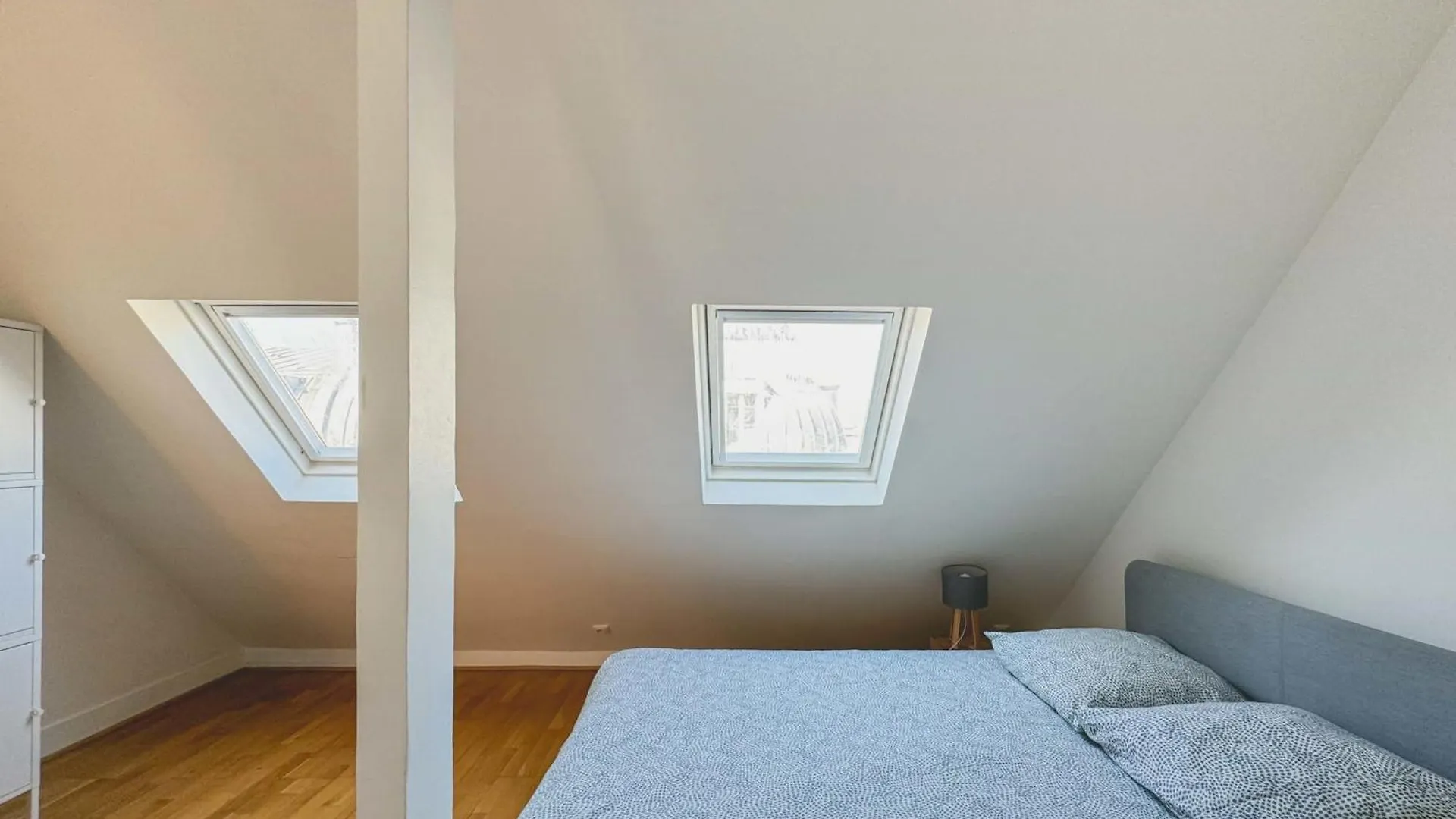 Flexliving - Whole Flat - Bausset * Paris
