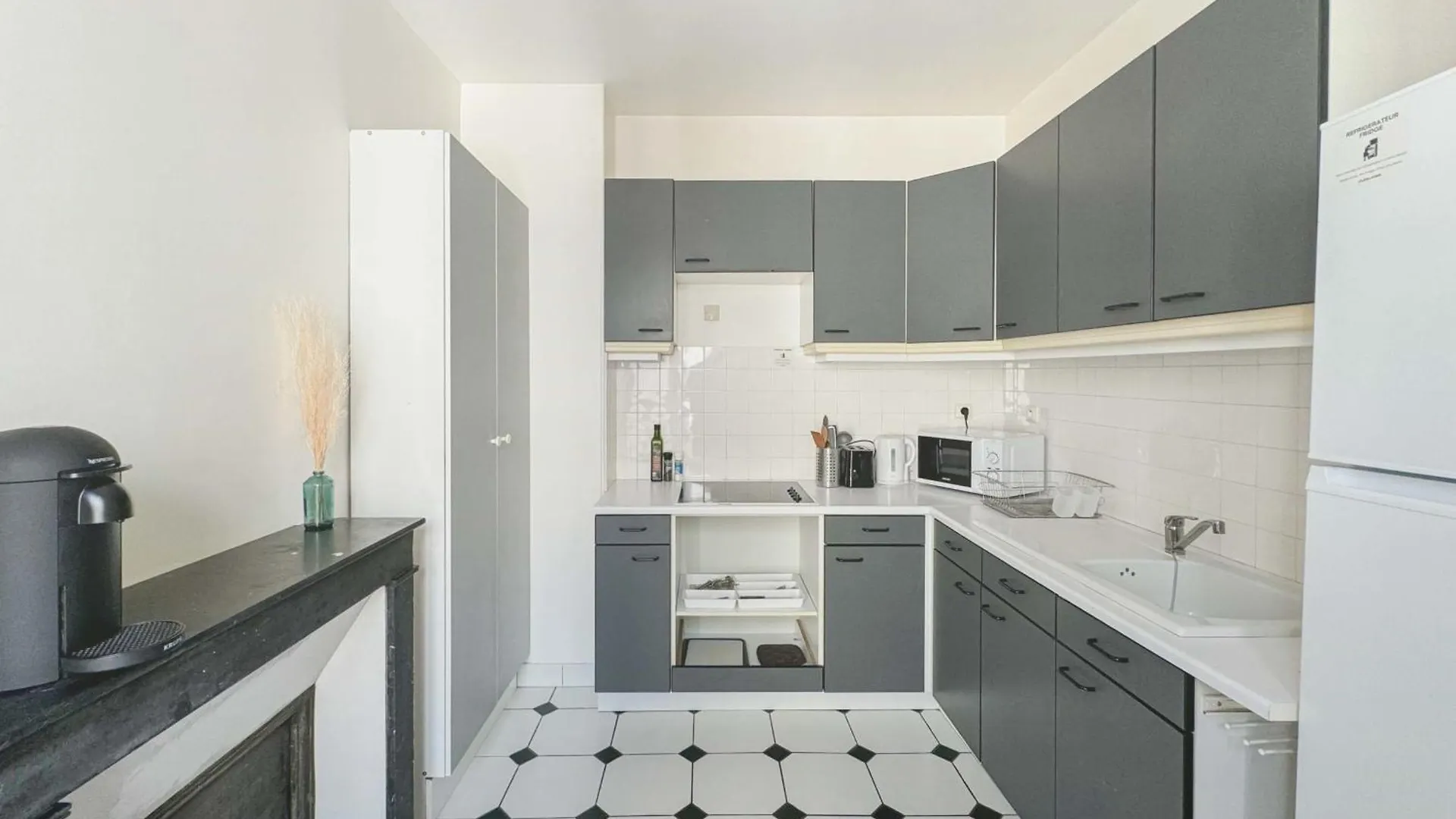 Flexliving - Whole Flat - Bausset