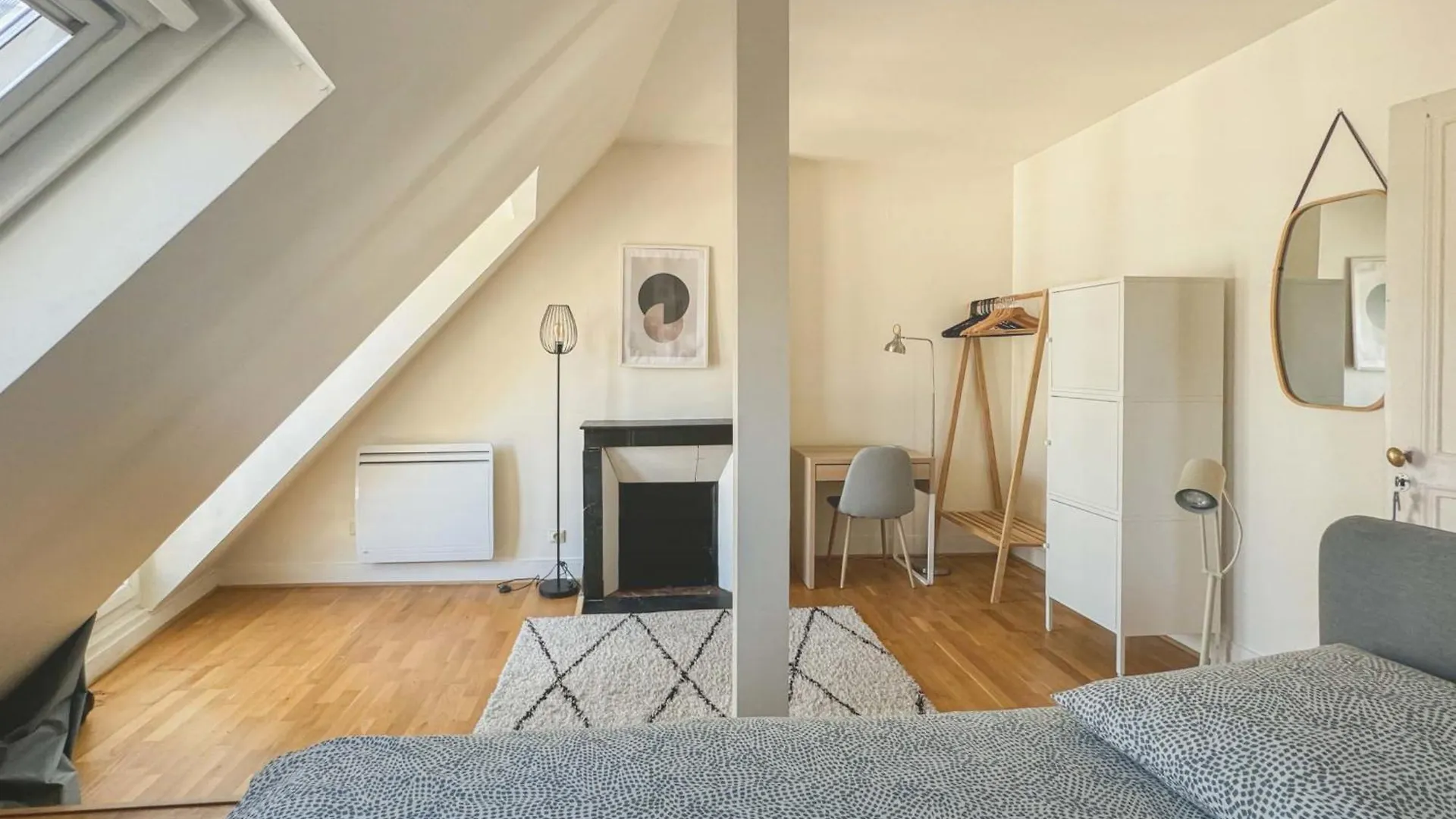 Flexliving - Whole Flat - Bausset Apartment